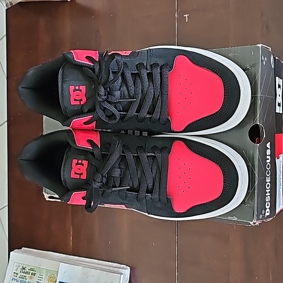 Mens DC Manteca4 skate shoe NWTB